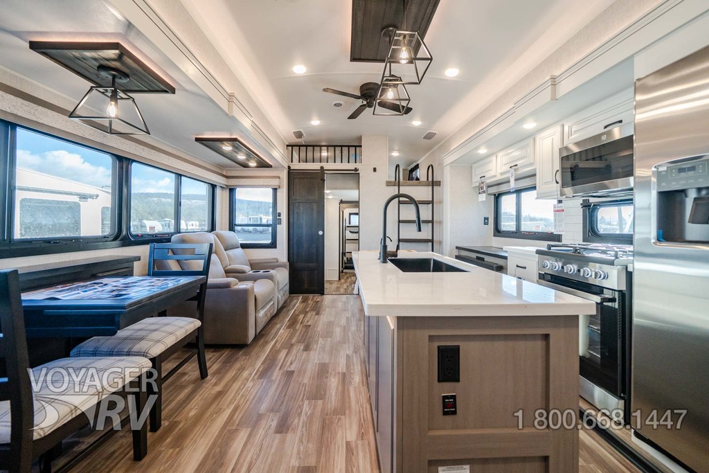 For Sale New 2024 Jayco North Point 390CKDS 5th Wheels Voyager RV Centre