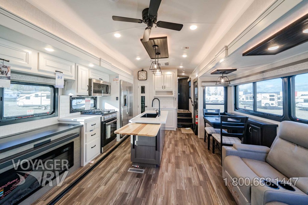 For Sale New 2024 Jayco North Point 390CKDS 5th Wheels Voyager RV Centre