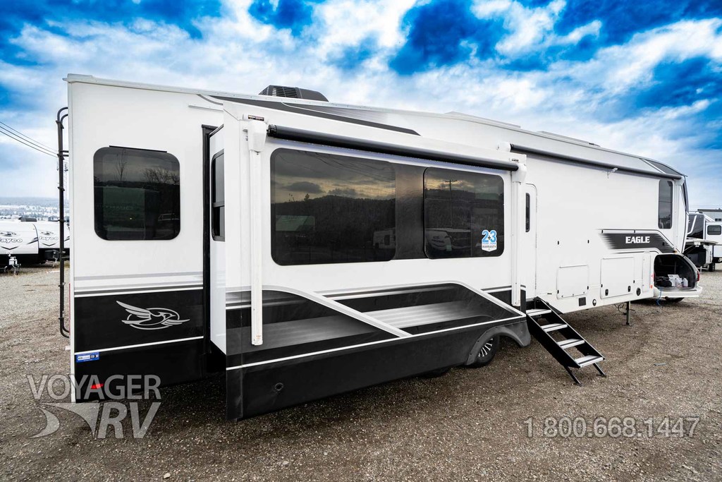 For Sale New 2025 Jayco Eagle 355MBQS 5th Wheels Voyager RV Centre