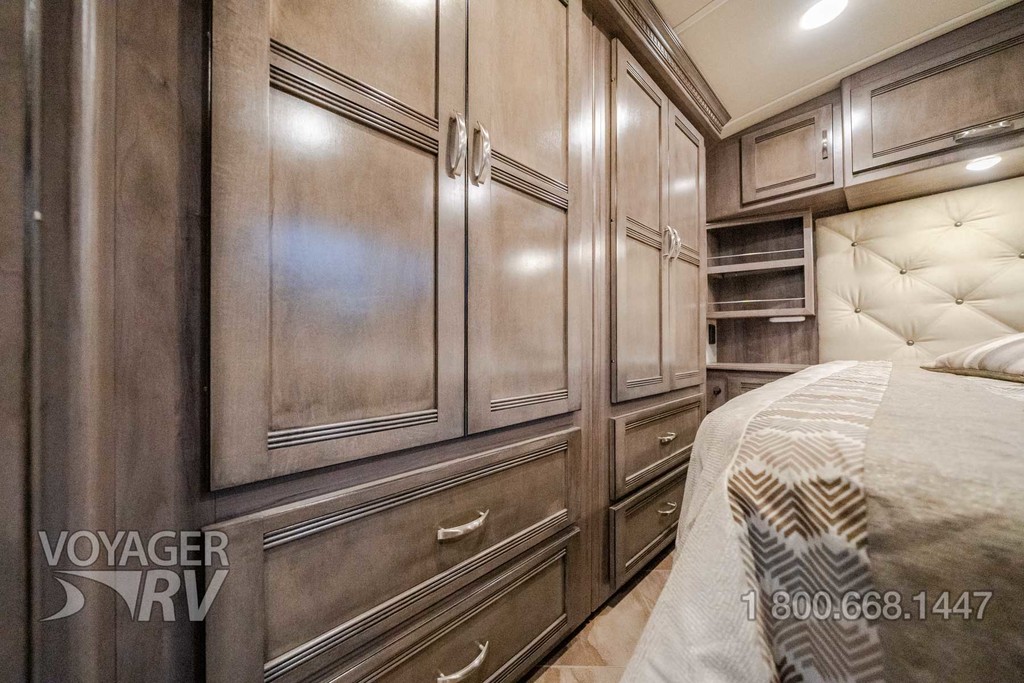 For Sale Used 2018 Winnebago Forza 34T Class A Diesel Voyager RV Centre