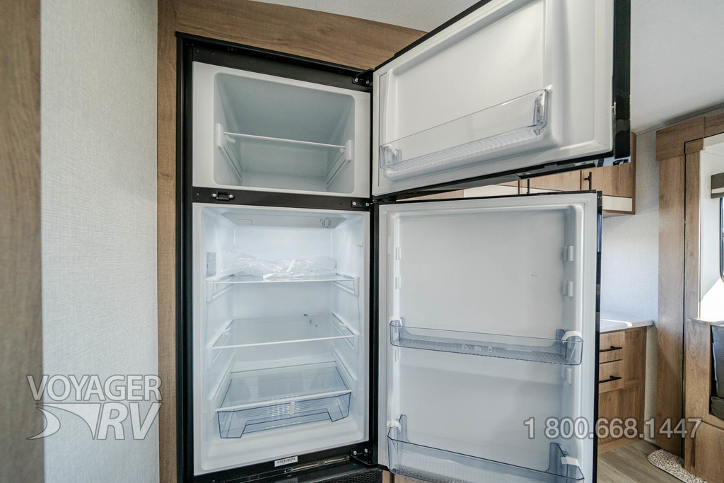 For Sale New 2024 Grand Design Imagine 2670MK Travel Trailers