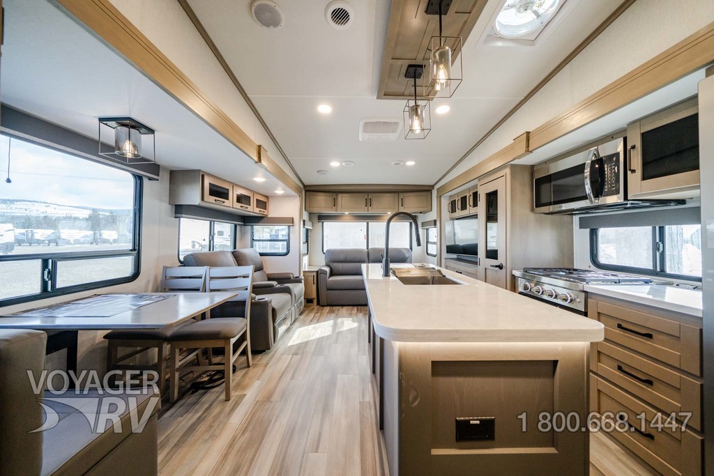 For Sale New 2024 Grand Design Reflection 337RLS 5th Wheels Voyager