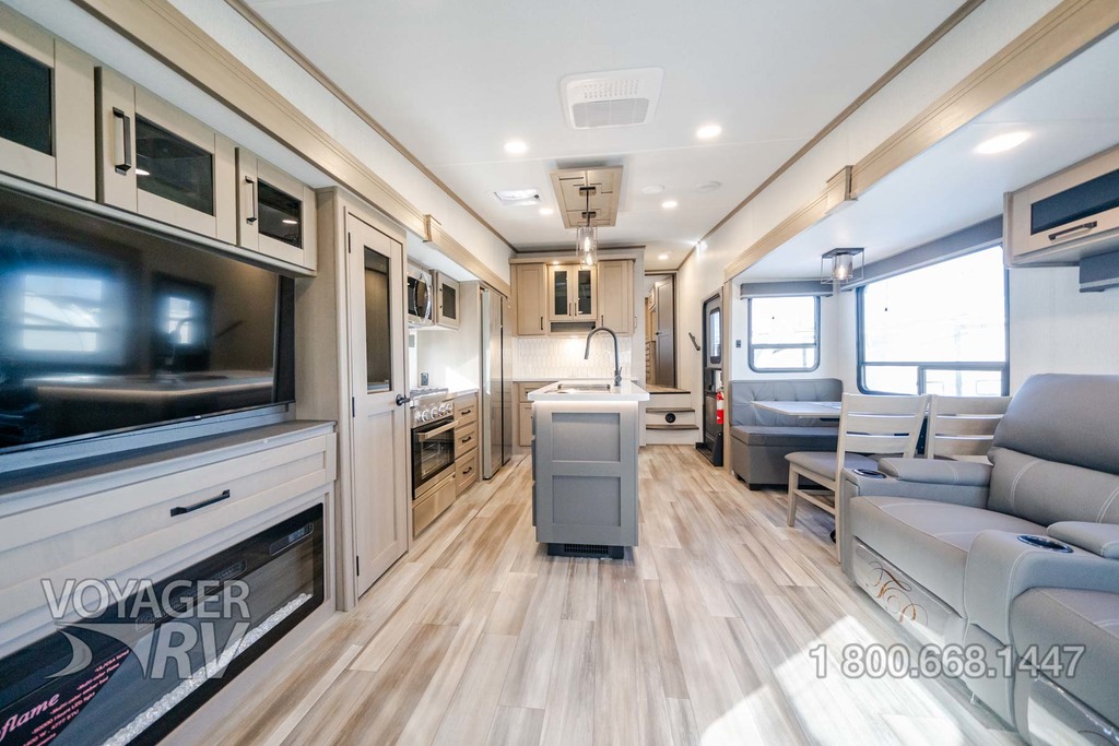 For Sale New 2024 Grand Design Reflection 337RLS 5th Wheels Voyager