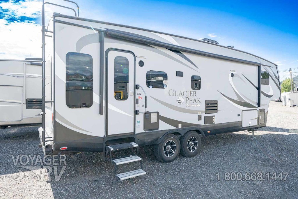 For Sale: Used 2016 Outdoor RV Glacier Peak 26RLS 5th Wheels | Voyager ...