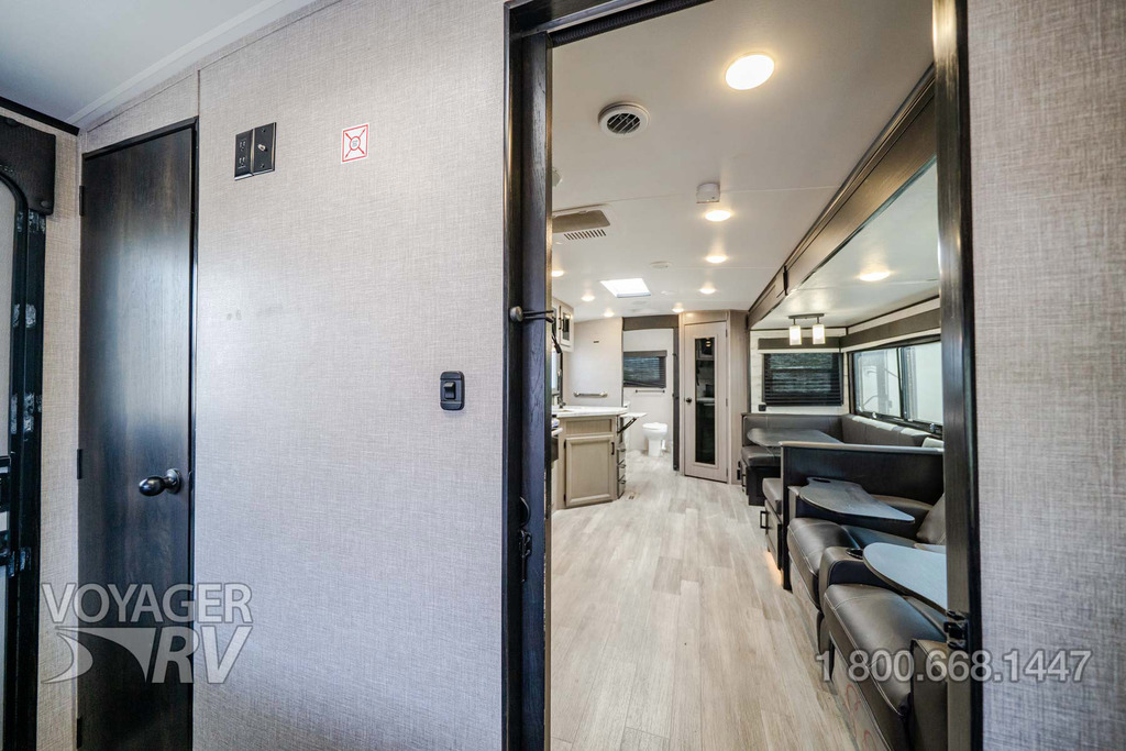 2022 Jayco WhiteHawk 27RB