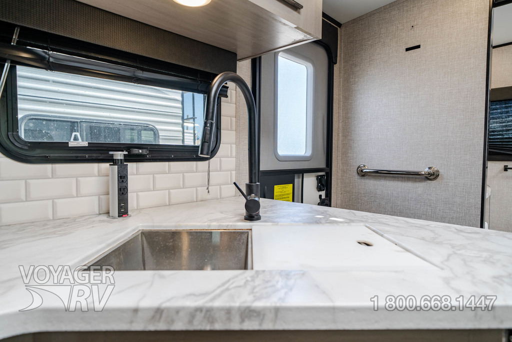 2022 Jayco WhiteHawk 27RB