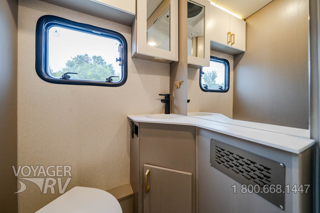 2026 Winnebago Navion 24R