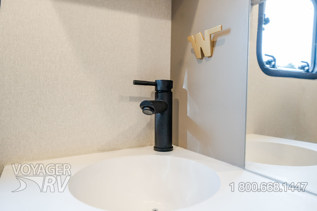 2026 Winnebago Navion 24R