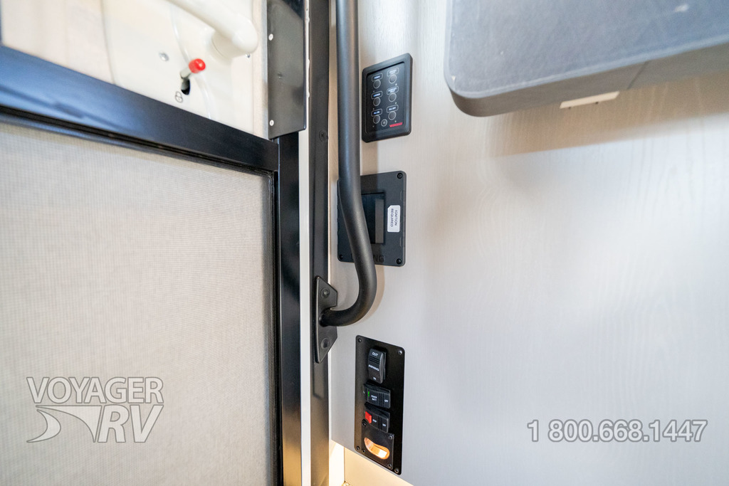 2026 Winnebago Navion 24R