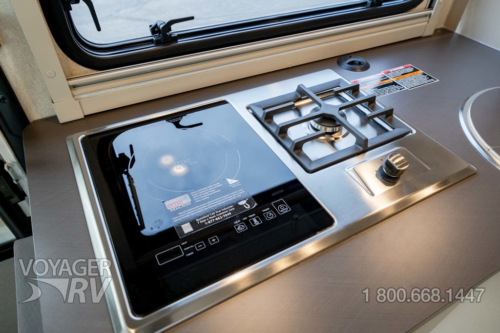 2026 Winnebago Navion 24R