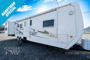 2008 Forest River Cedar Creek Silverback 32LBHDS