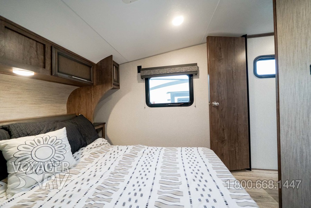 2022 KZ Durango D283RLT