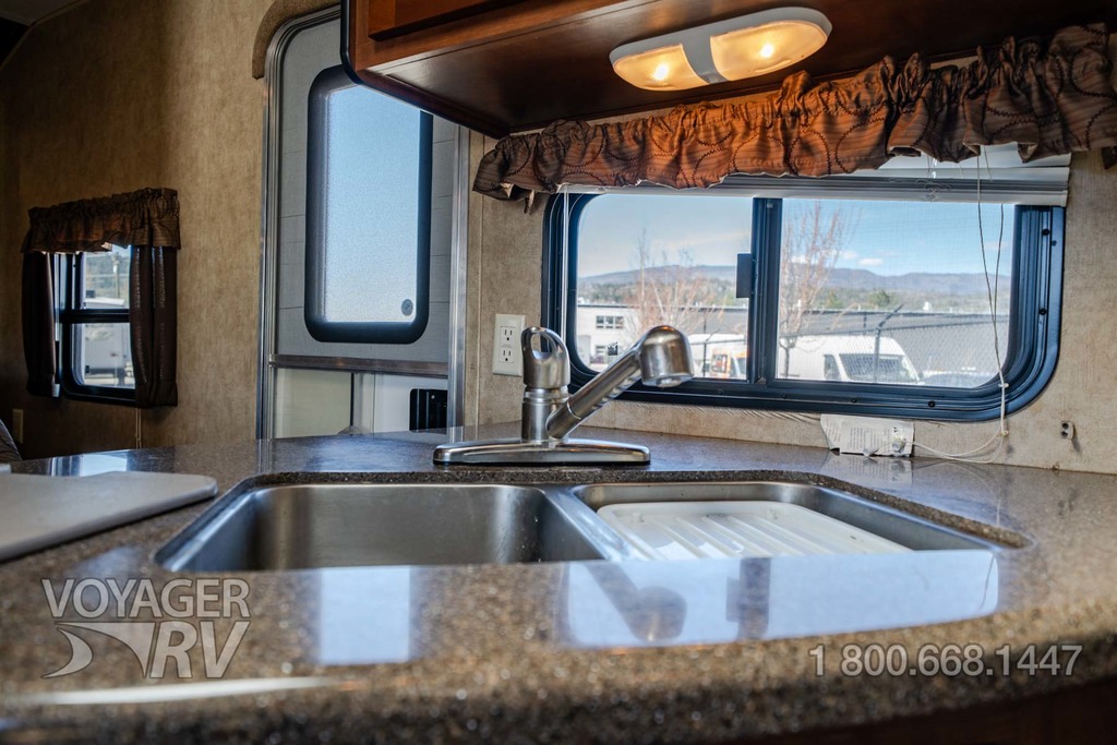 2013 Dutchmen Aspen Trail 2110RBS