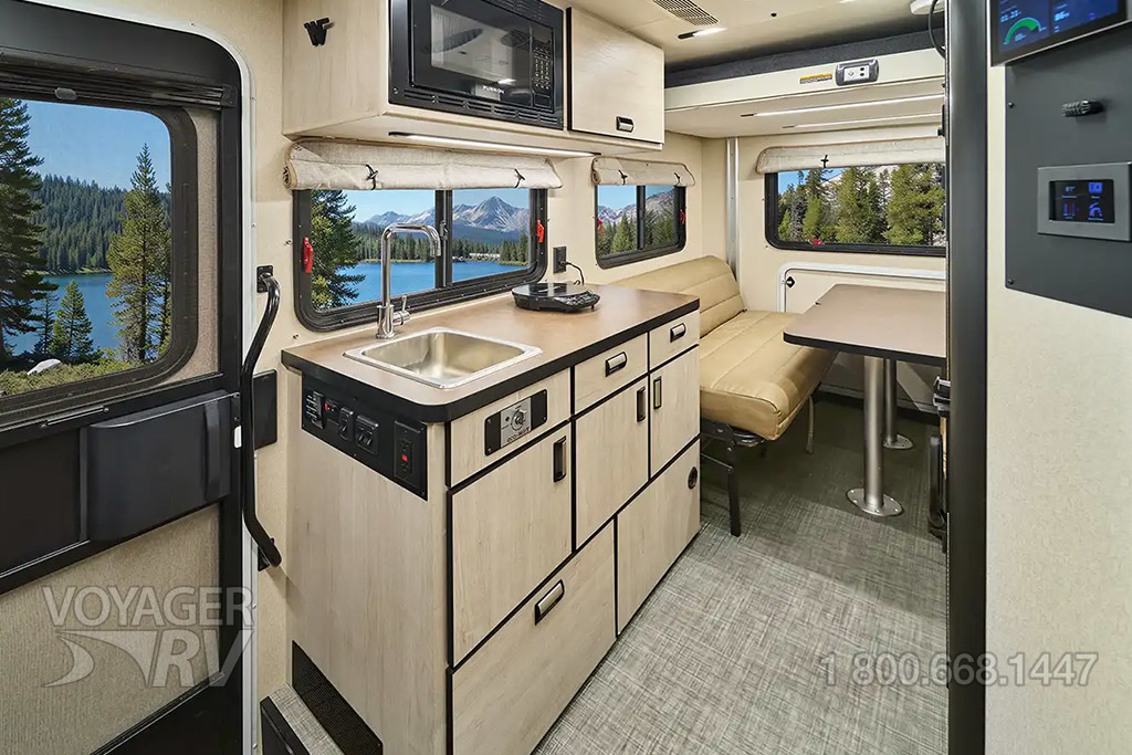 2027 Winnebago Elora 19DC