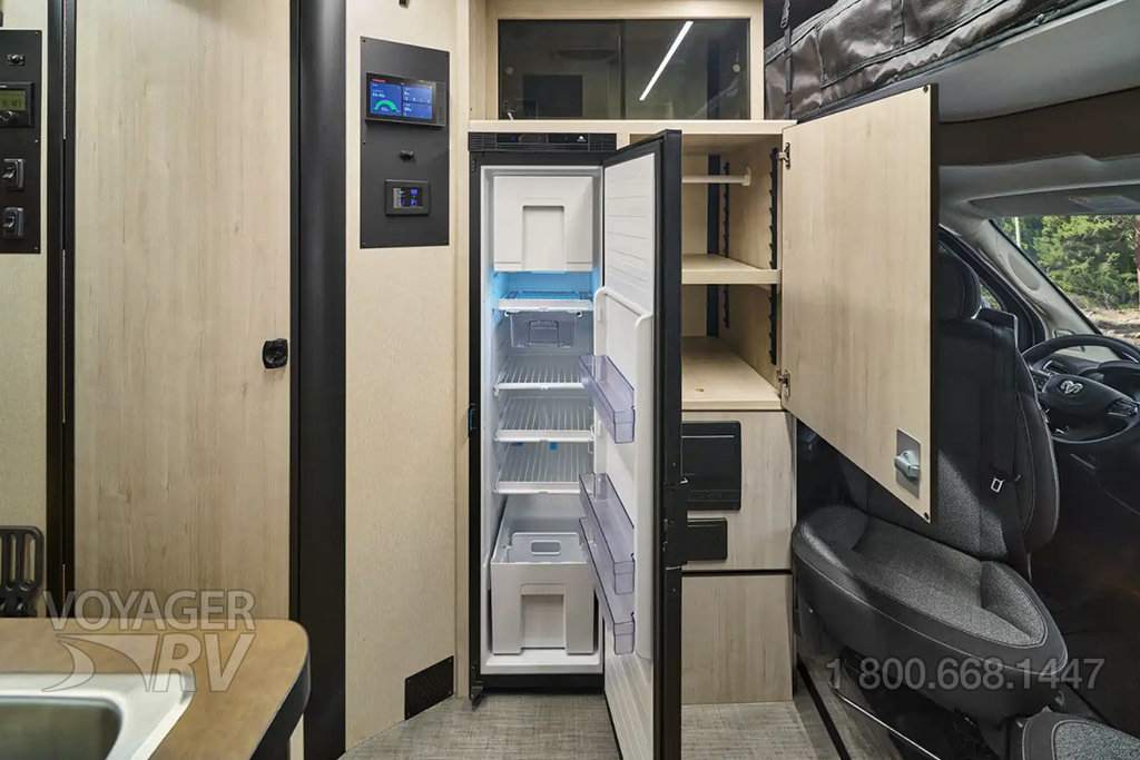 2027 Winnebago Elora 19DC