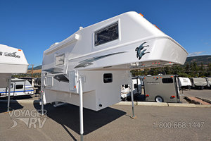 2018 Northern Lite Queen Classic 9.6 Special Edition
