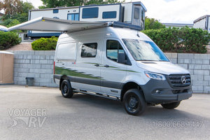 2021 Winnebago Revel 44E
