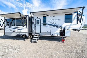 2021 Keystone Avalanche 322RL