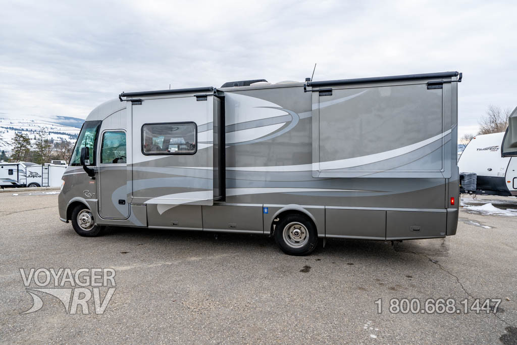 For Sale Used 2011 Winnebago Itasca Reyo 25Q Class A Diesel