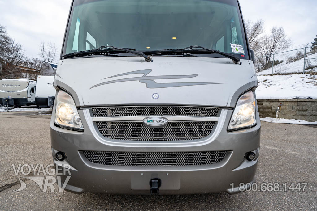 For Sale Used 2011 Winnebago Itasca Reyo 25Q Class A Diesel
