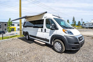 2022 Roadtrek Play
