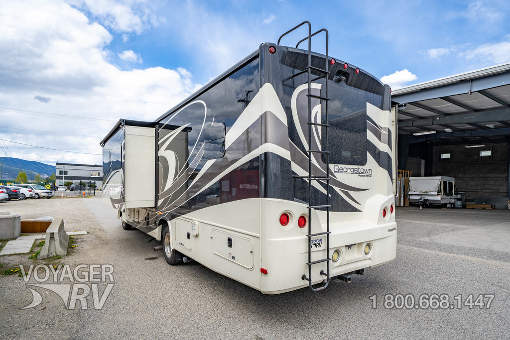 2016 Forest River Georgetown 328TS