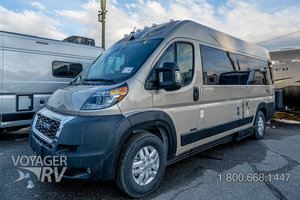 2022 Roadtrek Play