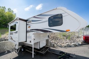 2018 Lance 855S