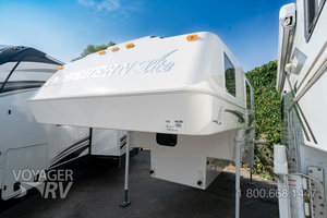 2023 Northern Lite 9.6 Wet Bath Limited Edition