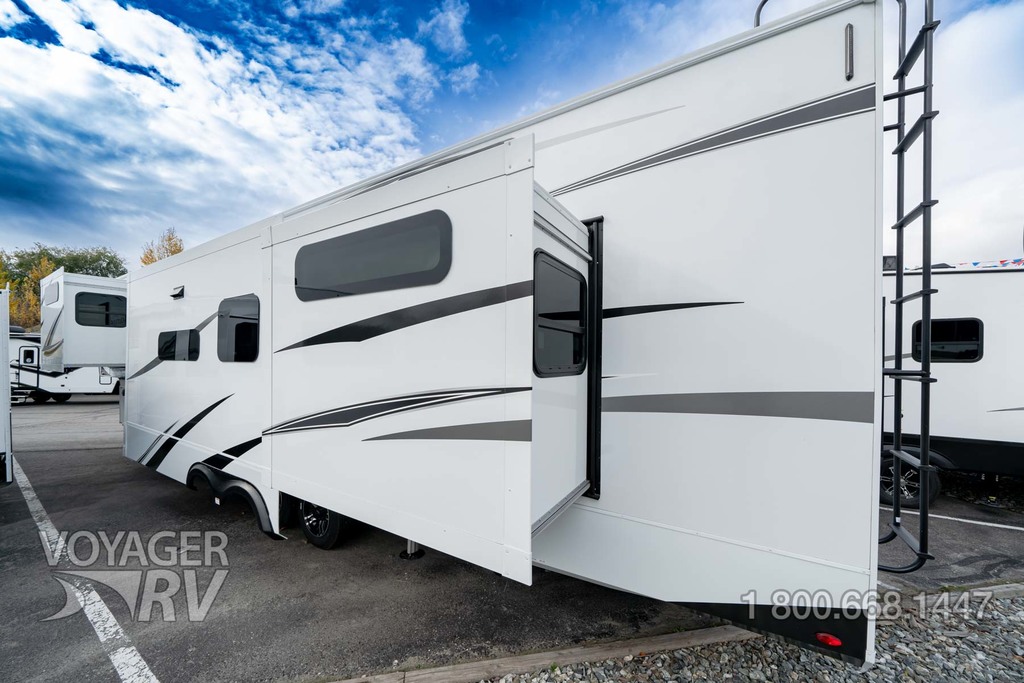 For Sale New 2024 Grand Design Solitude 391DL 5th Wheels Voyager RV