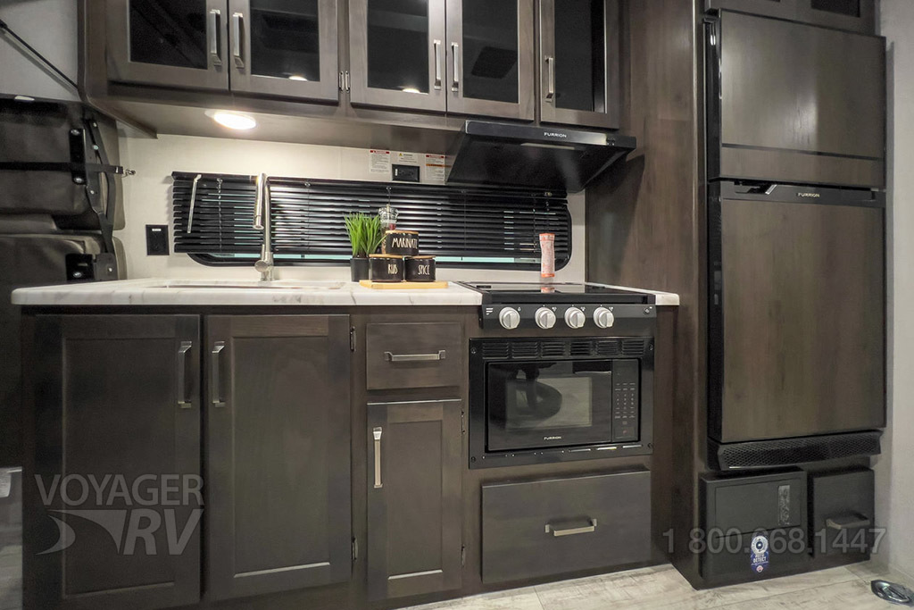 For Sale New 2025 Grand Design Momentum MAV 22MAV Toy Haulers Travel Trailers Voyager RV Centre