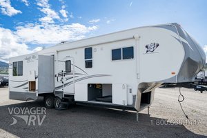 2014 Arctic Fox Silver Fox 32-5M