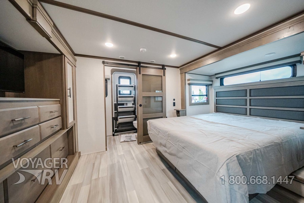 For Sale New 2024 Grand Design Solitude 391DL 5th Wheels Voyager RV