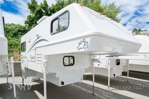 2005 Bigfoot 10.6 25C