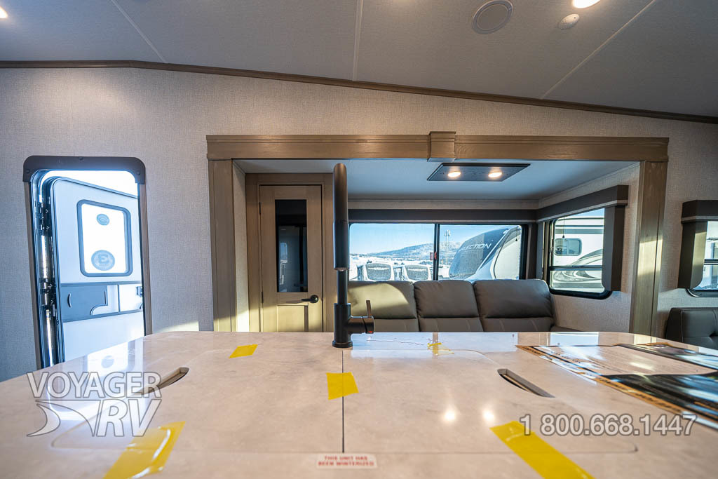 For Sale New 2024 Grand Design Reflection 324MBS 5th Wheels Voyager
